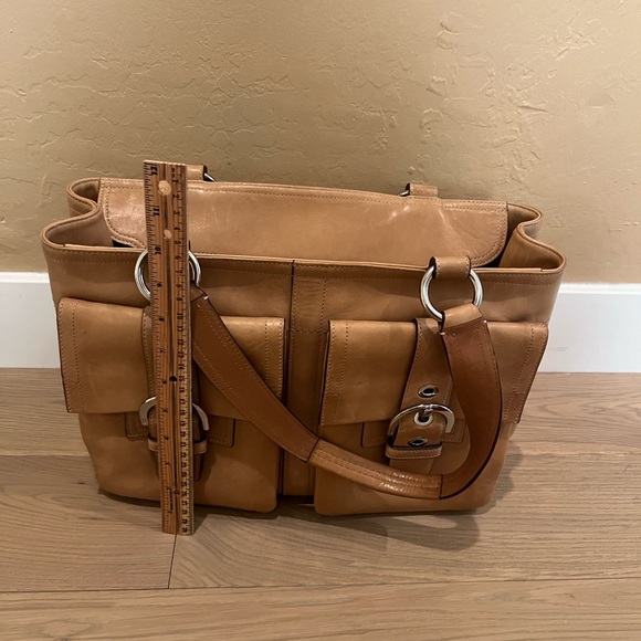 Coach Leather Shoulder Bag - Picture 4 of 8